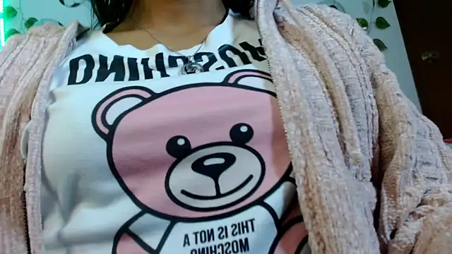 PaulaCutexs online show from 07/04/26, 04:07