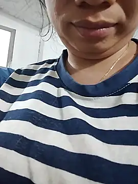 Ninakey999 online show from 03/11/26, 12:55