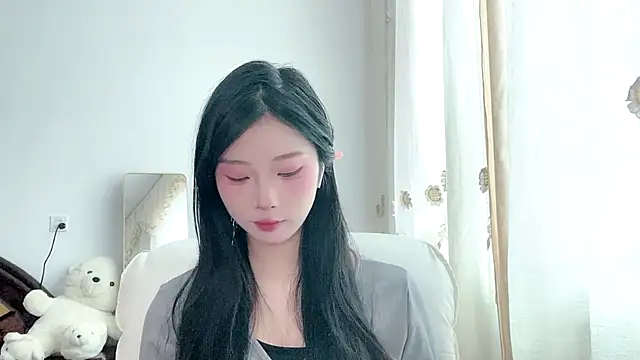 yiyibaby2026 online show from 04/30/26, 02:18