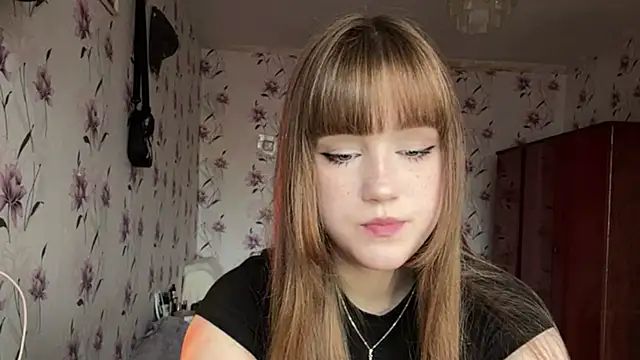 AnnaWasp online show from 04/06/26, 04:21