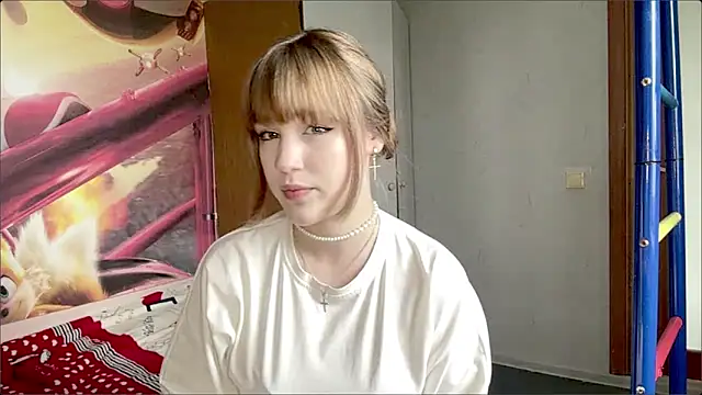 AnnaWasp online show from 04/17/26, 07:22