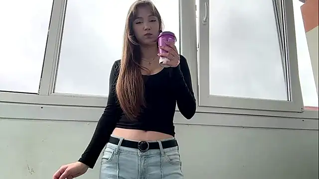 AnnaWasp online show from 06/19/26, 05:23