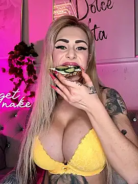 SelinaGalinsky6 online show from 04/07/26, 08:20