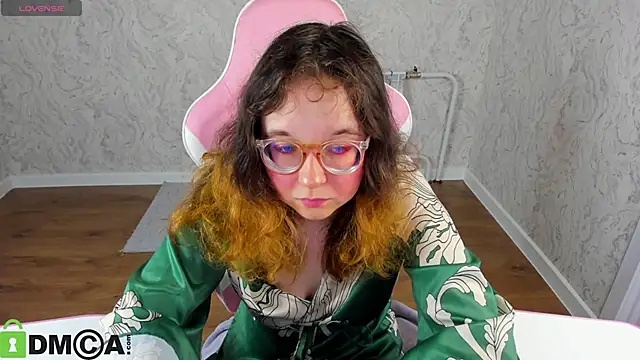 Aleks-caster online show from 05/10/26, 01:11