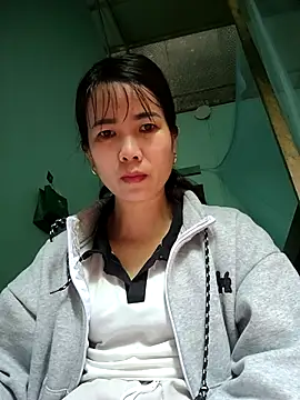 Snapshot of Geelio-playsx24 chatting on 03/12/26, 01:23 Geelio-playsx24 online show from 03/12/26, 01:23