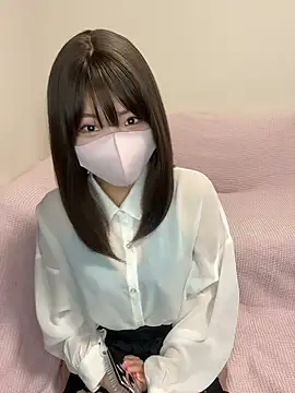 Snapshot of ichigonoiichan chatting on 04/08/26, 11:59 ichigonoiichan online show from 04/08/26, 11:59