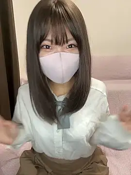Snapshot of ichigonoiichan chatting on 04/16/26, 12:11 ichigonoiichan online show from 04/16/26, 12:11