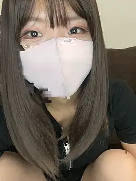 Snapshot of ichigonoiichan chatting on 04/17/26, 12:46 ichigonoiichan online show from 04/17/26, 12:46