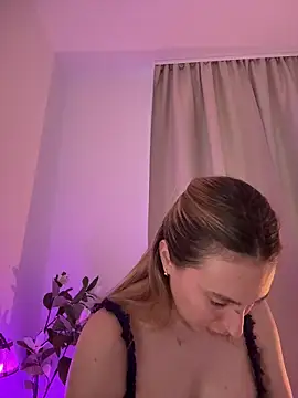 EvaRyen  online show from 03/29/26, 03:34