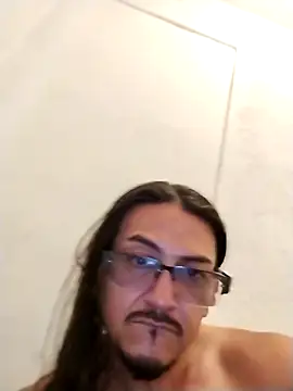 Snapshot of tupadrastromalo chatting on 03/13/26, 04:35 tupadrastromalo online show from 03/13/26, 04:35