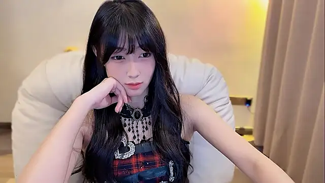 xiaooyee online show from 03/23/26, 02:43