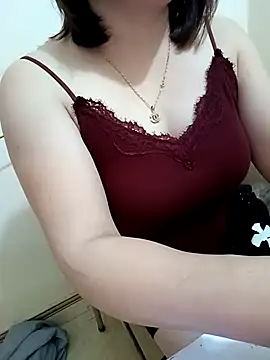 SingleeMomm online show from 03/13/26, 06:20