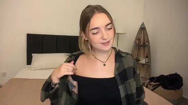 RoxyWet online show from 04/01/26, 01:34