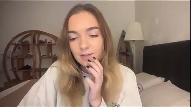 RoxyWet online show from 06/16/26, 01:25