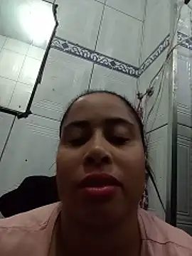 Snapshot of gatinha20257 chatting on 05/17/26, 12:41 gatinha20257 online show from 05/17/26, 12:41