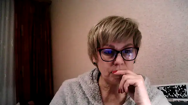 Snapshot of TatkaYang chatting on 03/12/26, 09:43 TatkaYang online show from 03/12/26, 09:43