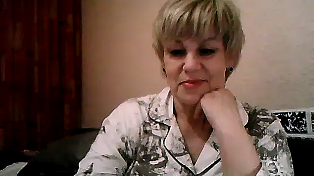 TatkaYang online show from 04/17/26, 07:50