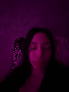 MishellKins online show from 04/08/26, 05:13