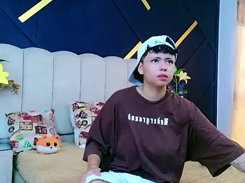 NikiEvanz online show from 04/21/26, 06:44