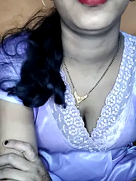Hot lady234 online show from 06/17/26, 05:54