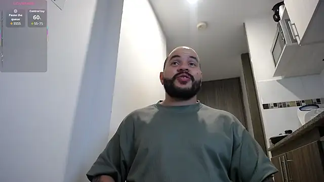 Axel Dominus online show from 03/12/26, 02:18