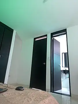 LINDA EF online show from 04/14/26, 12:33