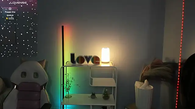 Rachel Wren online show from 07/06/26, 07:38