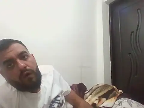 Snapshot of danyela99 chatting on 03/12/26, 02:23 danyela99 online show from 03/12/26, 02:23