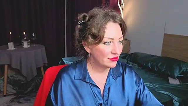 Sirena Fly online show from 06/25/26, 10:03