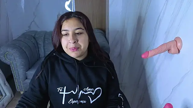 Lunafemme tf online show from 04/22/26, 03:09