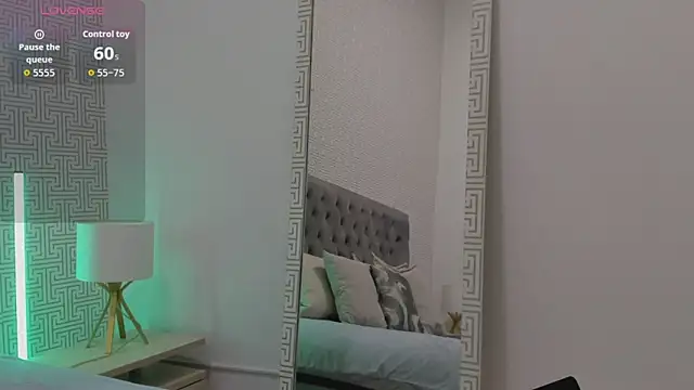 Alexa Wiild online show from 03/26/26, 08:14