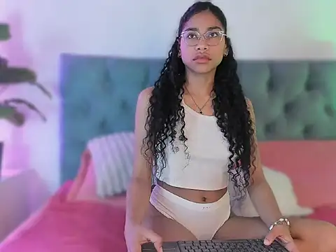 emaffox online show from 03/21/26, 06:07