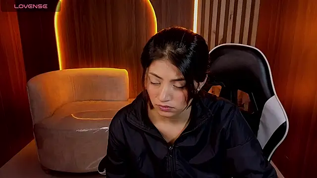 Lia queen tx online show from 06/18/26, 03:18