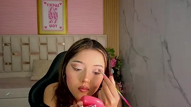veronicaa s online show from 06/12/26, 07:57