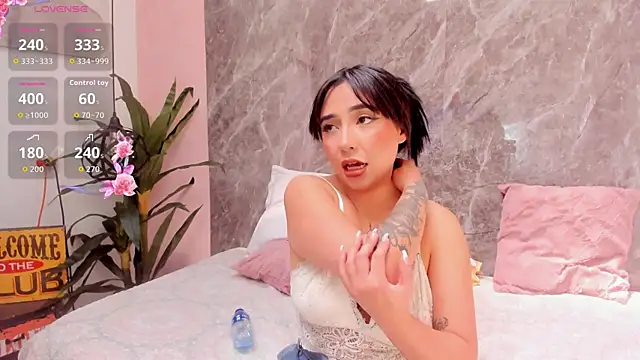 Megan Stein online show from 04/25/26, 06:49