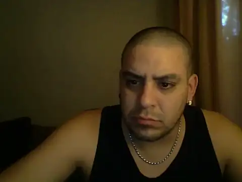 Snapshot of Matiasadventurexxx chatting on 08/03/26, 08:12 Matiasadventurexxx online show from 08/03/26, 08:12