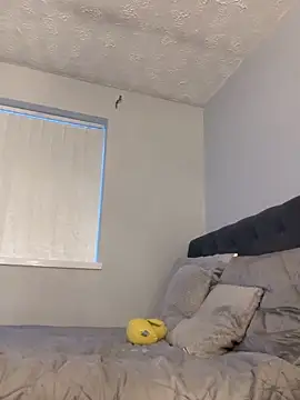 Snapshot of SexyRiri_ chatting on 03/12/26, 05:08 SexyRiri online show from 03/12/26, 05:08