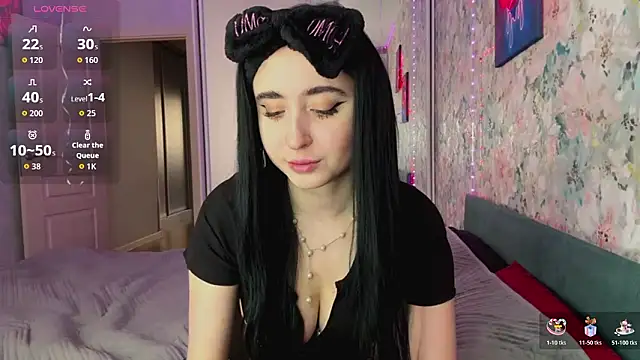 LizzyMooore online show from 03/18/26, 11:13