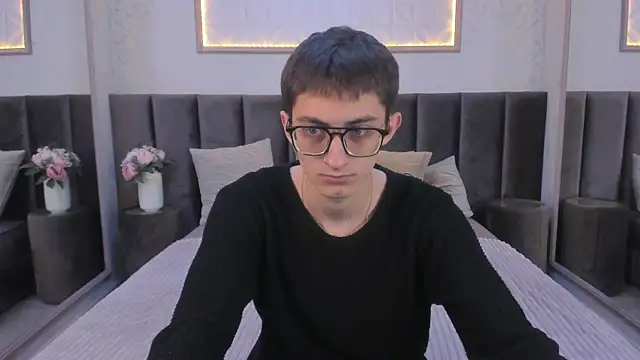 RonBevs online show from 06/14/26, 08:11
