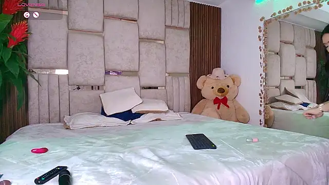 Zoe- -din online show from 03/18/26, 02:58