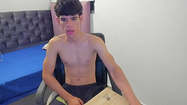 Josy 11 online show from 03/12/26, 05:35