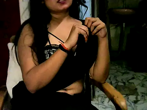 YAMUNA 012 online show from 05/11/26, 07:22