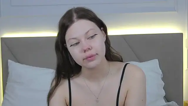 Sophie Rays online show from 04/17/26, 04:04