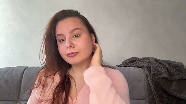 Ellaizatelly online show from 04/05/26, 08:33