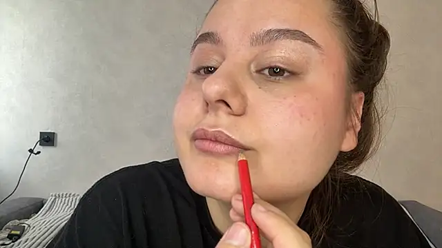 Ellaizatelly online show from 04/30/26, 08:31