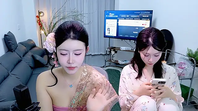 Summerbaby-001 online show from 03/12/26, 12:55