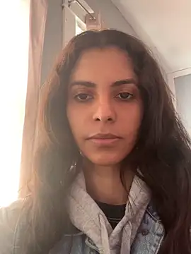 karlatiburcio online show from 04/29/26, 03:16