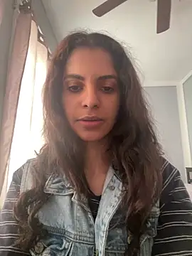 karlatiburcio online show from 04/29/26, 05:30