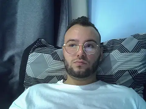 piazaocwb23 online show from 04/21/26, 02:51