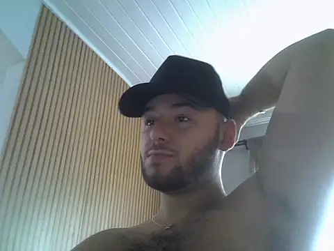 piazaocwb23 online show from 04/21/26, 04:12